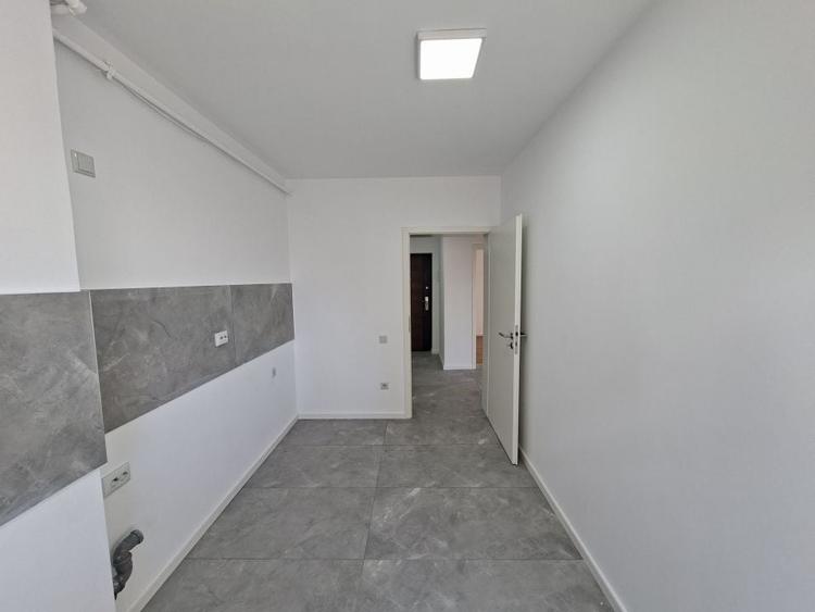 Apartament cu 2 camere decomandat în Sânpetru