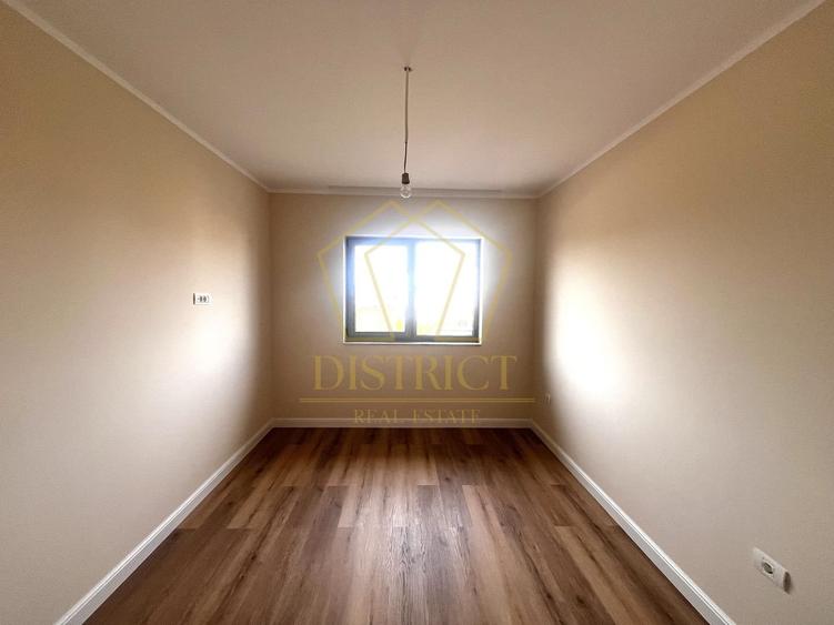 Duplex cu 4 camere cu Canalizare în Giroc