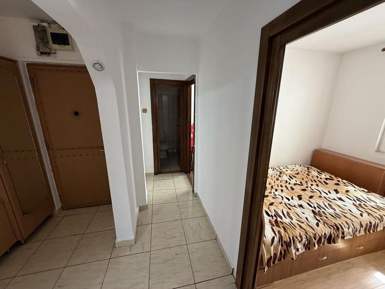 Apartament cu 4 camere decomandat, mobilat în Inel II