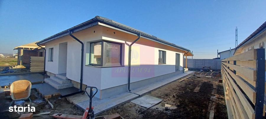 Sabareni, casa parter 4 camere, CT, terasa, pivni?a, teren 500 mp - 4