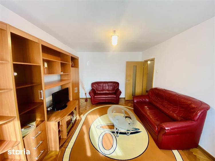 Apartament cu 4 camere decomandat în Ștrand