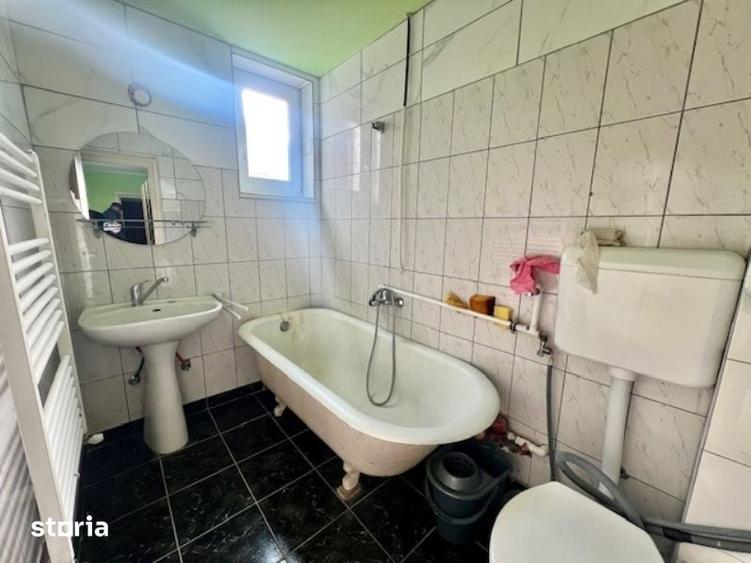 Apartament cu 2 camere în 22 Decembrie 1989