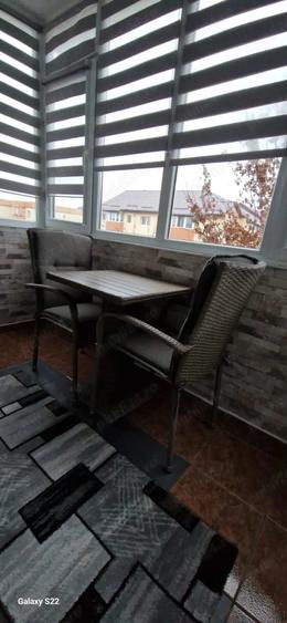 Apartament cu 3 camere decomandat, mobilat în Central