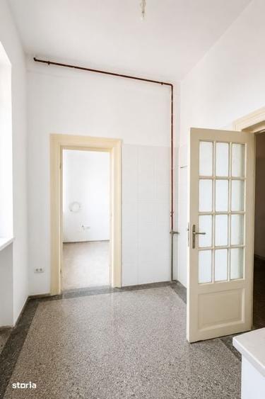 Apartament cu 3 camere în Calea Victoriei