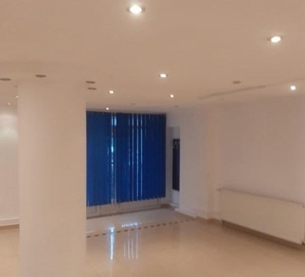 Apartament cu 3 camere decomandat în Griviței