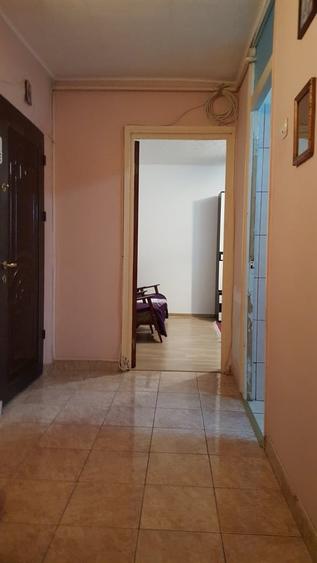 Apartament cu 2 camere decomandat în Brâncoveanu