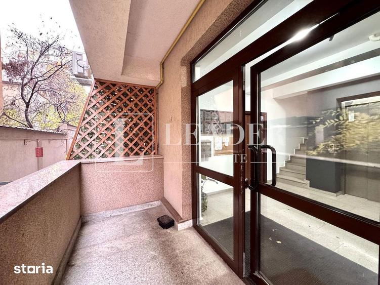Apartament cu 3 camere în Grivița
