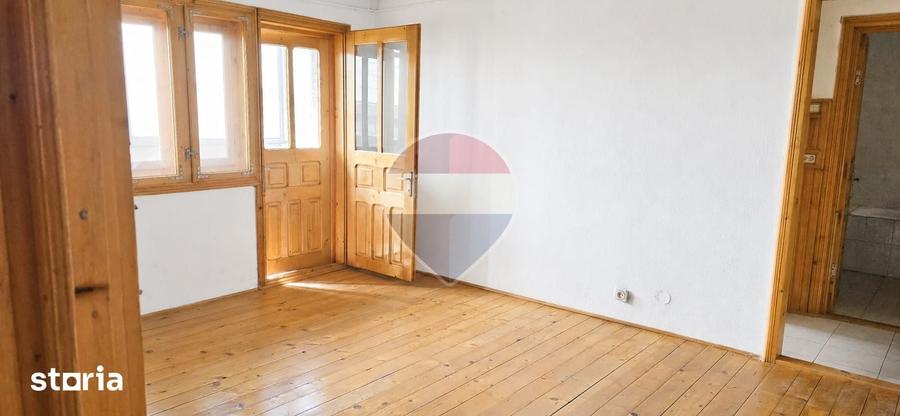 Apartament de vanzare/ 3 camere 2 bai/ str Granicerului Radauti - 1