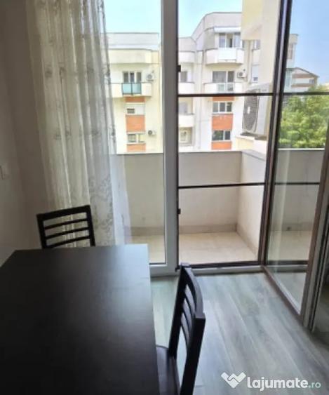 Apartament cu 2 camere semidecomandat în Brestei