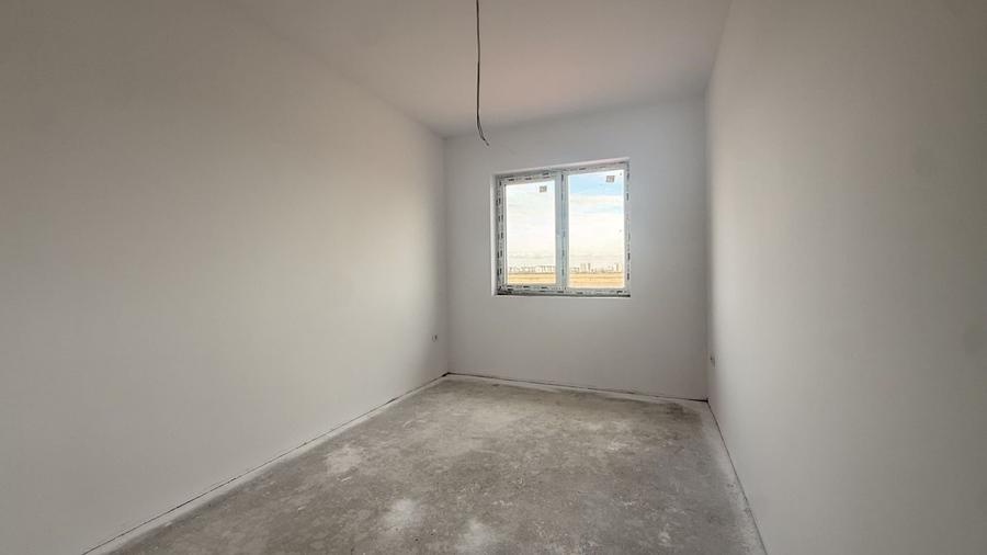 Duplex cu 4 camere cu Canalizare în Giroc