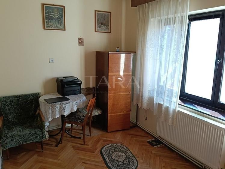 Apartament 3 camere ultracentral – terasă, pod 80 mp și curte - 2
