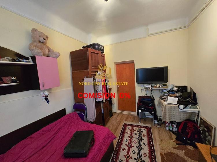 Apartament cu 3 camere semidecomandat în Universitate