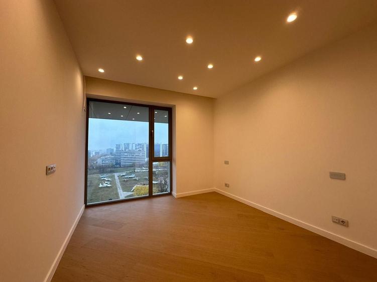 Apartament cu 3 camere decomandat în Floreasca