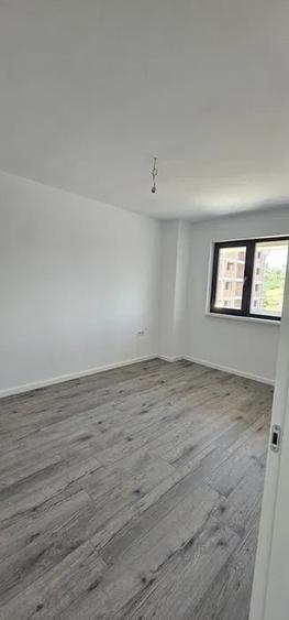 Apartament cu 2 camere semidecomandat în Vișani