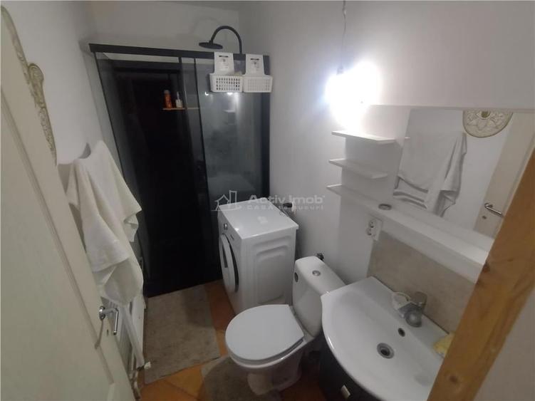 Apartament cu 2 camere decomandat, mobilat în Oravița