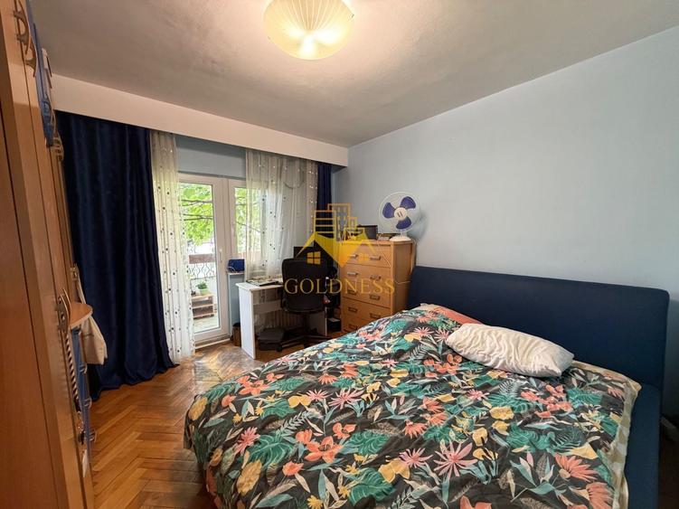 Apartament cu 3 camere semidecomandat, mobilat în Zorilor
