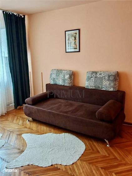 Apartament cu 2 camere semidecomandat în Soarelui