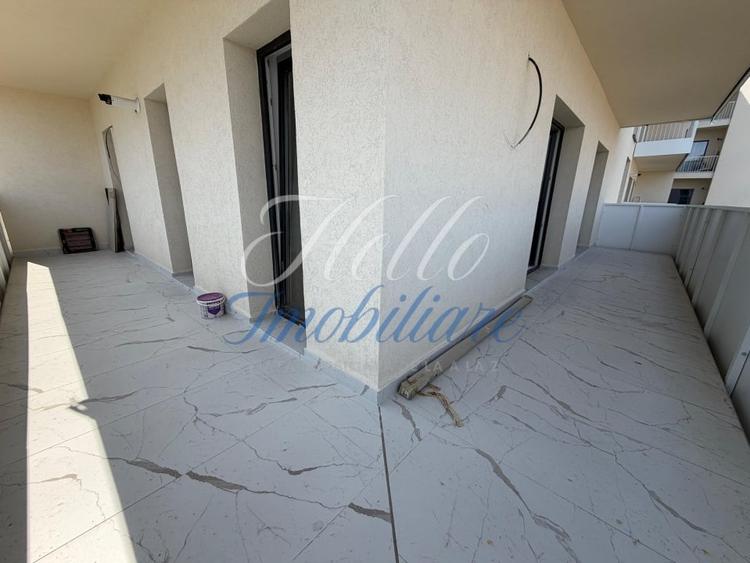 Apartament cu 3 camere semidecomandat în Florești