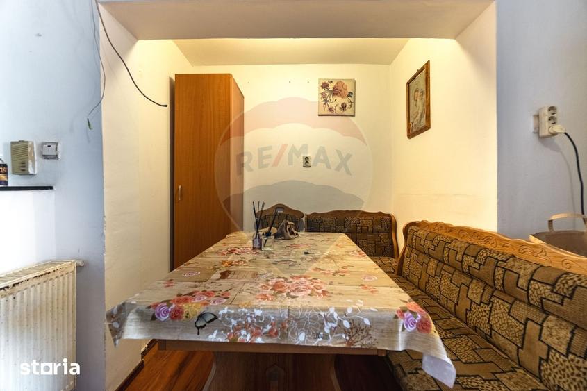 COMISION 0%| DE VANZARE| APARTAMENT 3 CAMERE| 2 BALCOANE| PRIVELISTE - 12