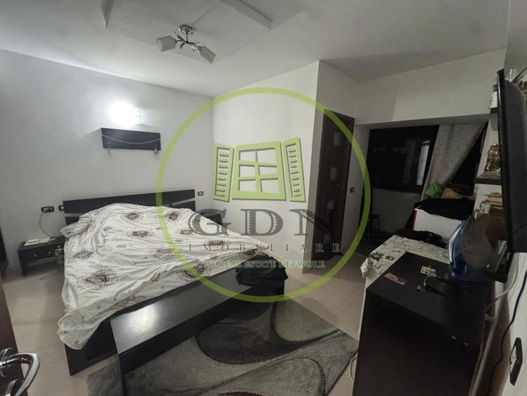 Apartament cu 3 camere semidecomandat, mobilat în Calea Severinului