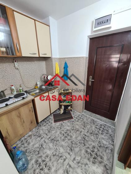 Garsonieră decomandată în Câmpina