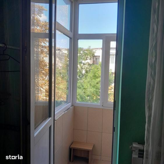 Apartament cu 2 camere decomandat în Neptun