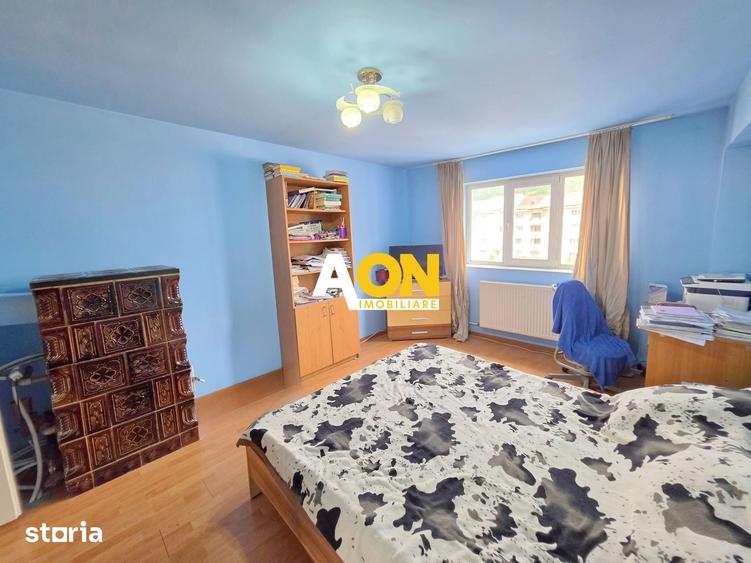 Apartament cu 3 camere în Gura Sohodol