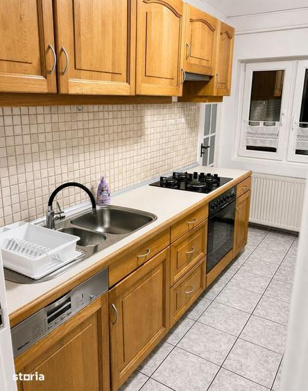 Apartament cu 2 camere decomandat, mobilat în Bucovina