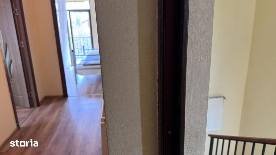 Casă cu 5 camere cu Teren 450 Mp în Central
