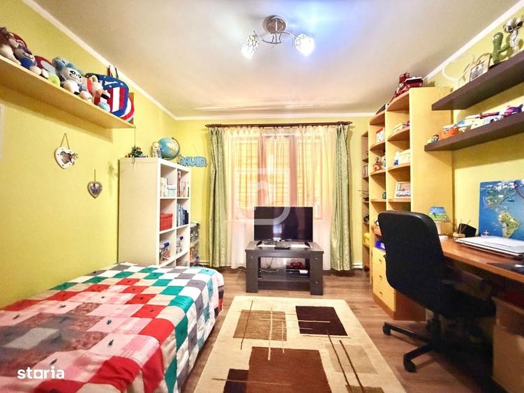 Casă cu 3 camere în Fetești