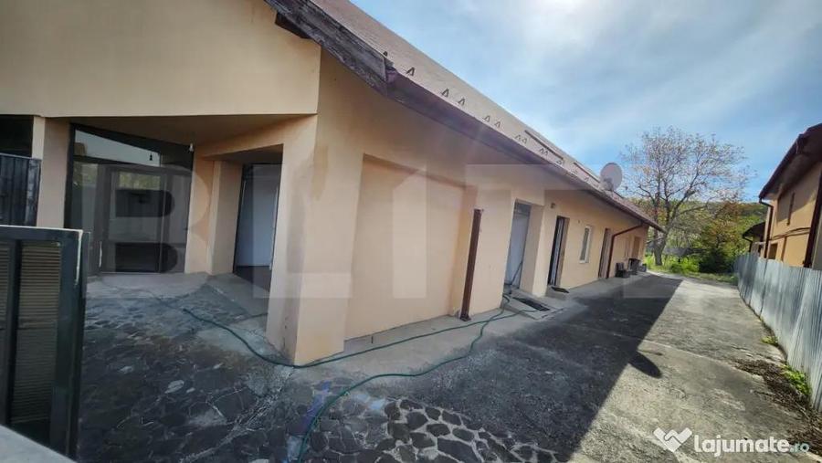 Casă cu 4 camere cu Teren 1255 Mp în 7 Noiembrie