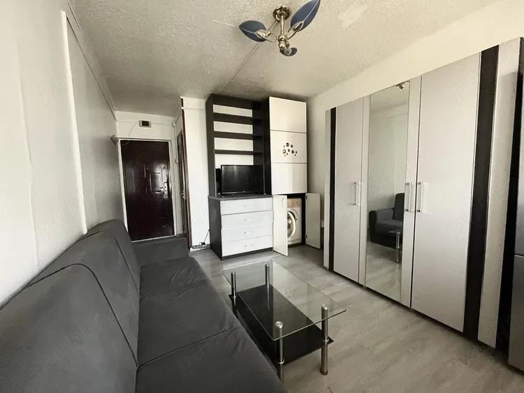 Garsonieră decomandată în Alexandru cel Bun