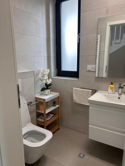Casă cu 3 camere cu Teren 132 Mp în Sânpetru
