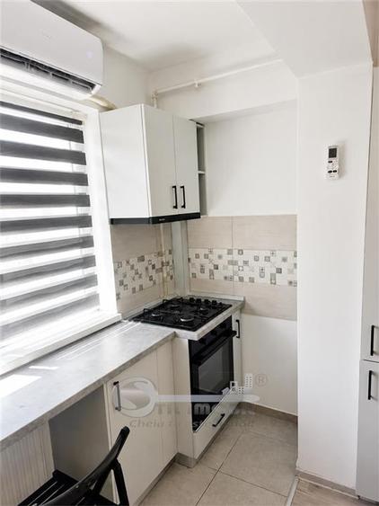 Apartament cu 2 camere decomandat în Valea Adâncă