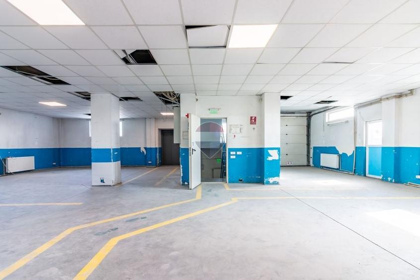 Spațiu industrial, de 1,550 mp, în Glina