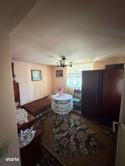 Casă cu 3 camere cu Teren 1277 Mp în Teasc