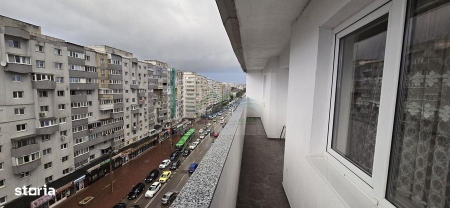Apartament cu 3 camere decomandat în George Enescu