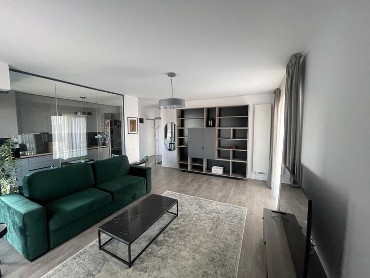 Apartament cu 2 camere decomandat în Central