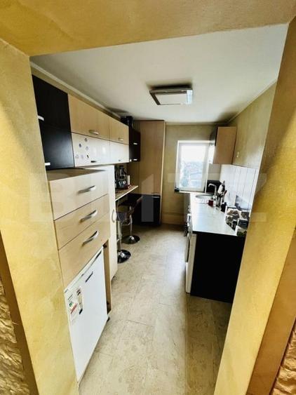 Apartament cu 2 camere semidecomandat, mobilat în Cetate
