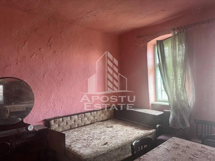 Casă cu Teren 2518 Mp în Petrovaselo