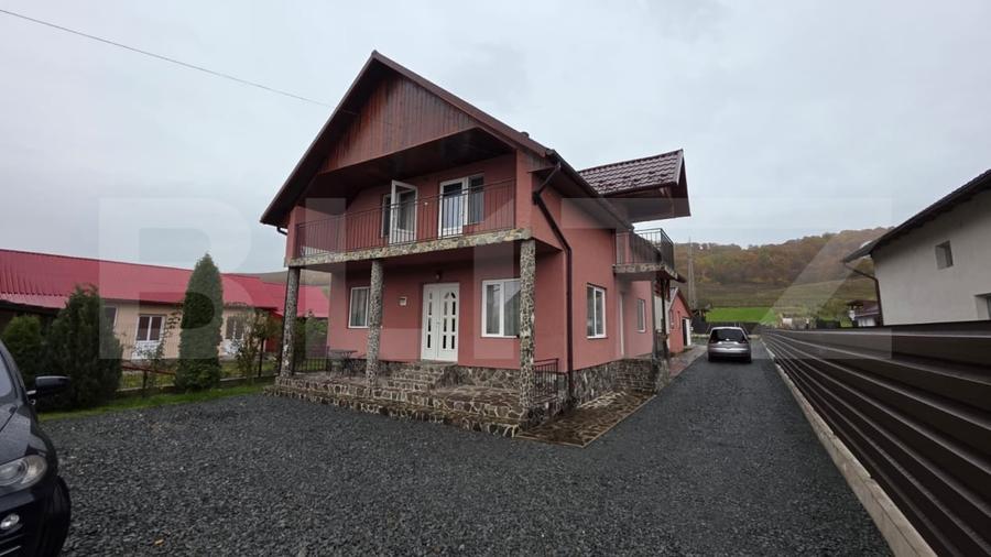 Casă individuală cu 4 camere cu Canalizare în Periferie