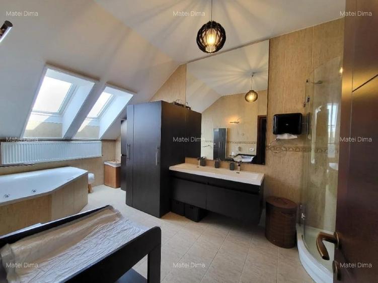 Apartament cu 4 camere semidecomandat, mobilat în Bună Ziua