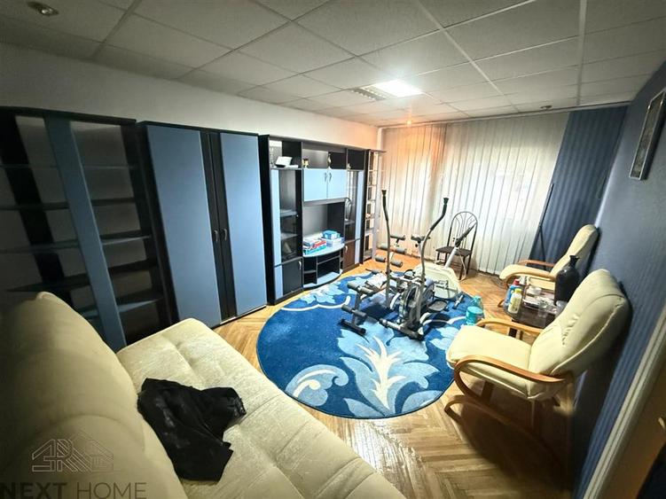 Apartament cu 4 camere decomandat în Brăilei