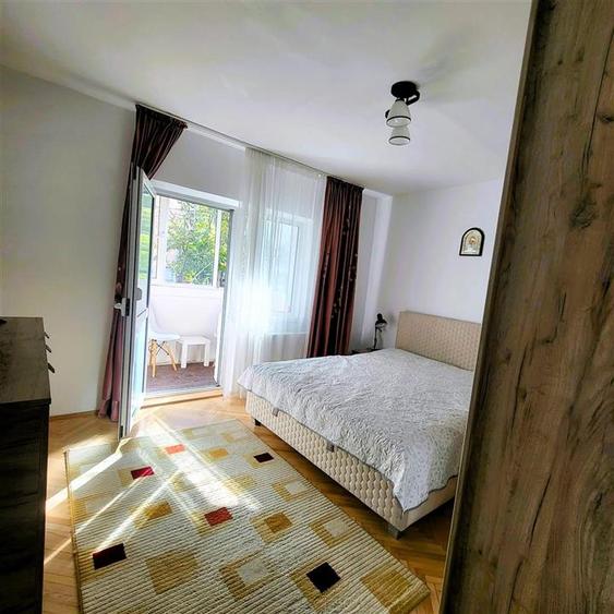Apartament cu 2 camere decomandat, mobilat în Unirii Nord