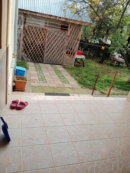Casă cu 6 camere cu Canalizare în Tărtășești