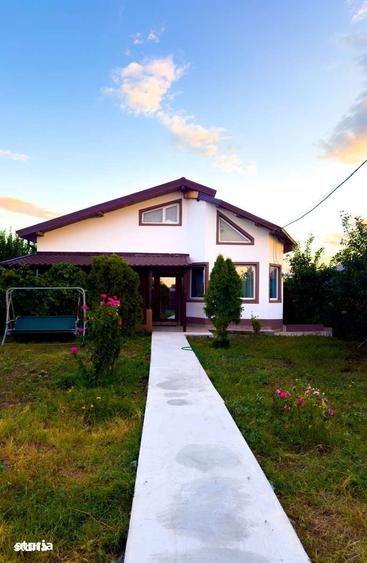 Casă cu 4 camere cu Teren 1000 Mp în Pechea