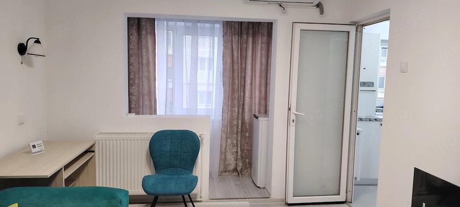 Garsonieră semidecomandată în Central