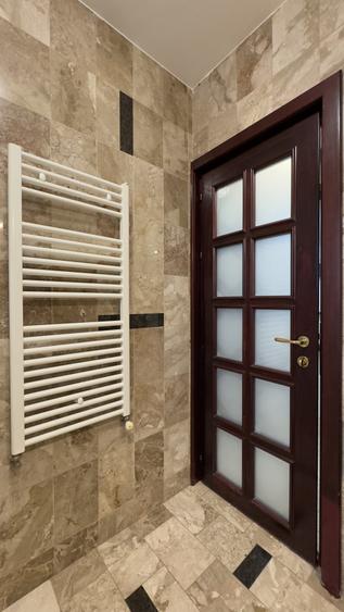 Apartament cu 2 camere semidecomandat, mobilat în Central