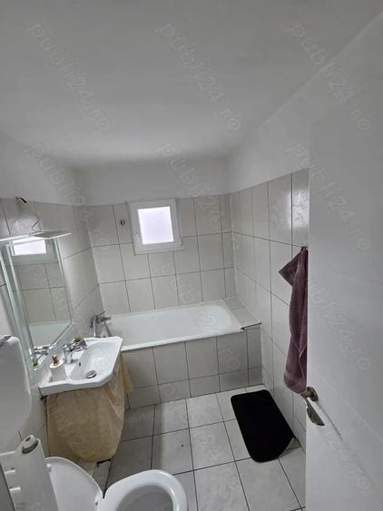Apartament cu 3 camere decomandat în Lotus