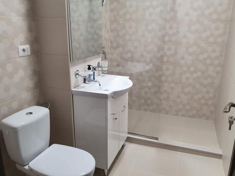 Apartament cu 2 camere decomandat în Cetate